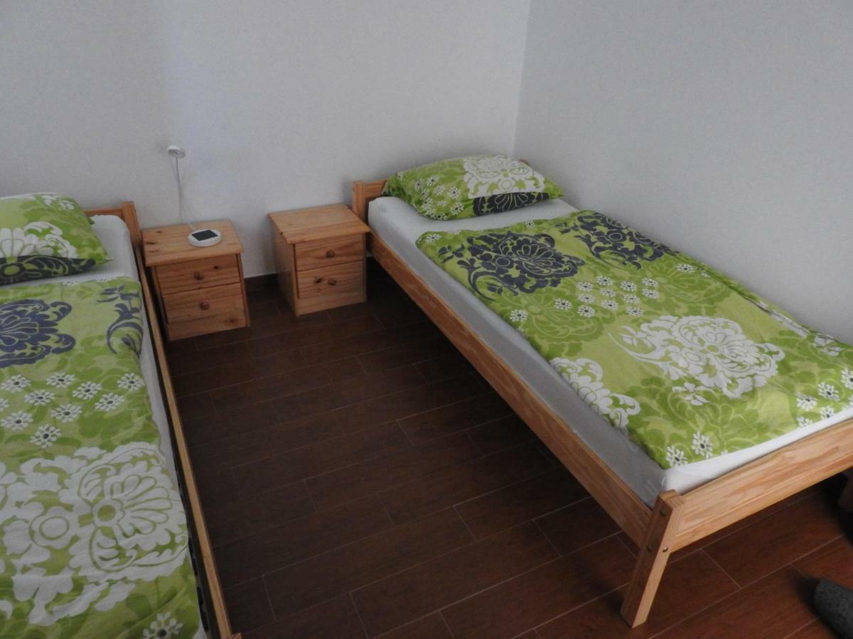 Pocitniska Hisa Pensionat Dobravlje Eksteriør billede
